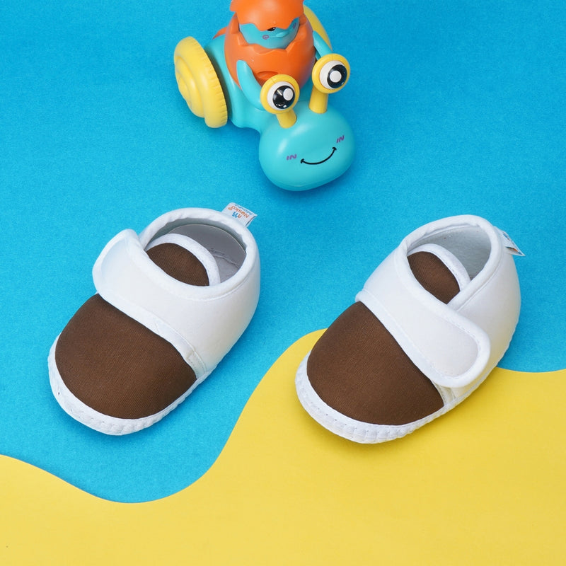 6 To 12 Months Baby Boys & Baby Girls Cute Soft Cotton Pre-Walker Sports Booties (Brown,White)-BT4438