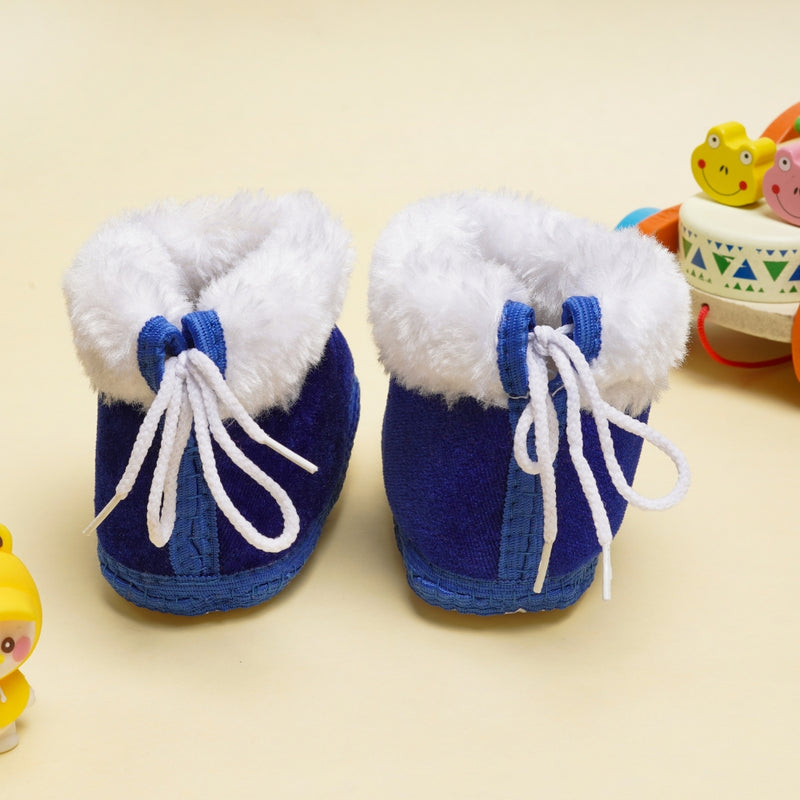 6 To 12 Months I Love Mom and Dad Print Velvet Booties