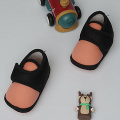 6 To 12 Months Baby Boys & Baby Girls Cute Soft Cotton Pre-Walker Sports Booties (Peach,Black)