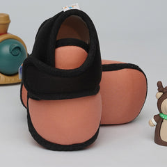 6 To 12 Months Baby Boys & Baby Girls Cute Soft Cotton Pre-Walker Sports Booties (Peach,Black)