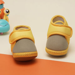 6 To 12 Months Baby Boys & Baby Girls Cute Soft Cotton Pre-Walker Sports Booties (Green,Yellow)