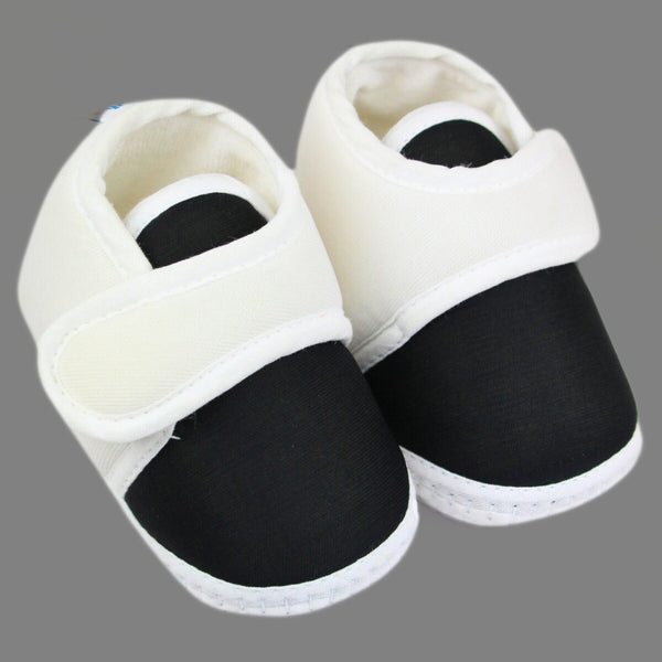 0 To 6 Months Pack Of 1 Baby Boys & Baby Girls Cotton Booties (White,Black)-BT4890