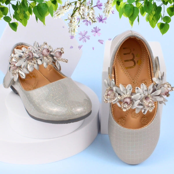 Sandal
