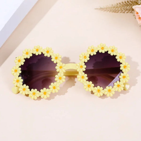Girls Stylish Floral Design Round Shape Ploarized UV Protection Sunglasses For 3 to 8 Years (Yellow)