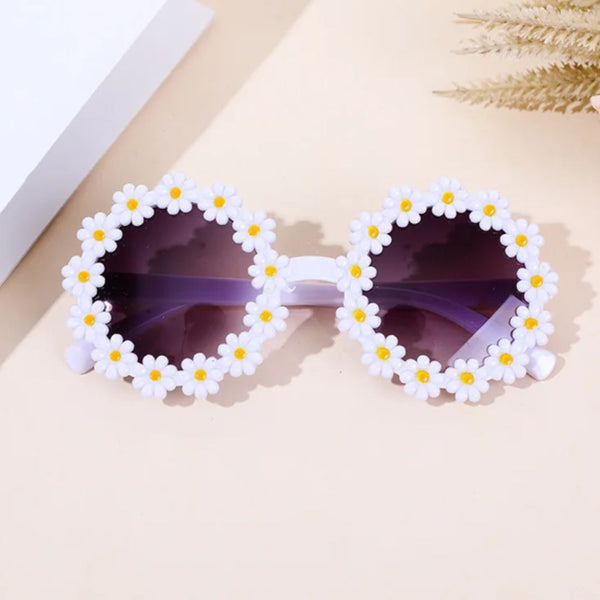 Girls Stylish Floral Design Round Shape Ploarized UV Protection Sunglasses For 3 to 8 Years (White)