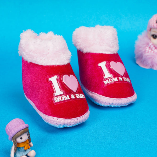 6 To 12 Months I Love Mom and Dad Print Velvet Booties