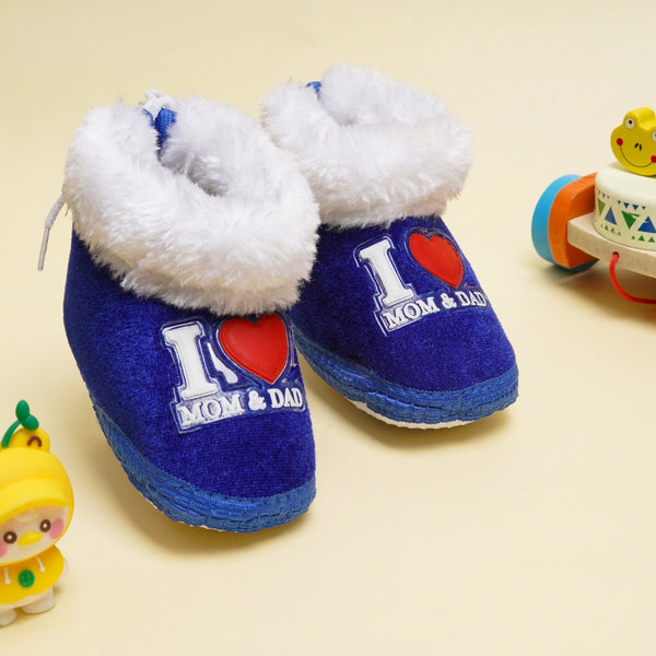 6 To 12 Months I Love Mom and Dad Print Velvet Booties