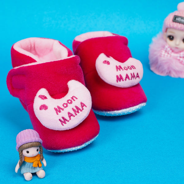 Baby Boys & Girls 6 To 12 Months Moon Mama Skin Friendly Velvet Velcro Booties