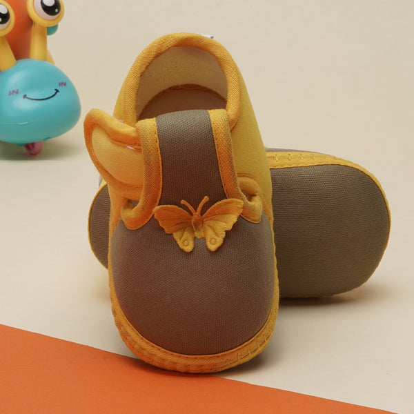 6 To 12 Months Baby Girls & Baby Boys Soft Cotton Cute Butterfly Booties (Green,Yellow)