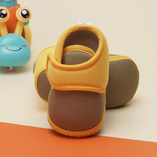 6 To 12 Months Baby Boys & Baby Girls Cute Soft Cotton Pre-Walker Sports Booties (Green,Yellow)