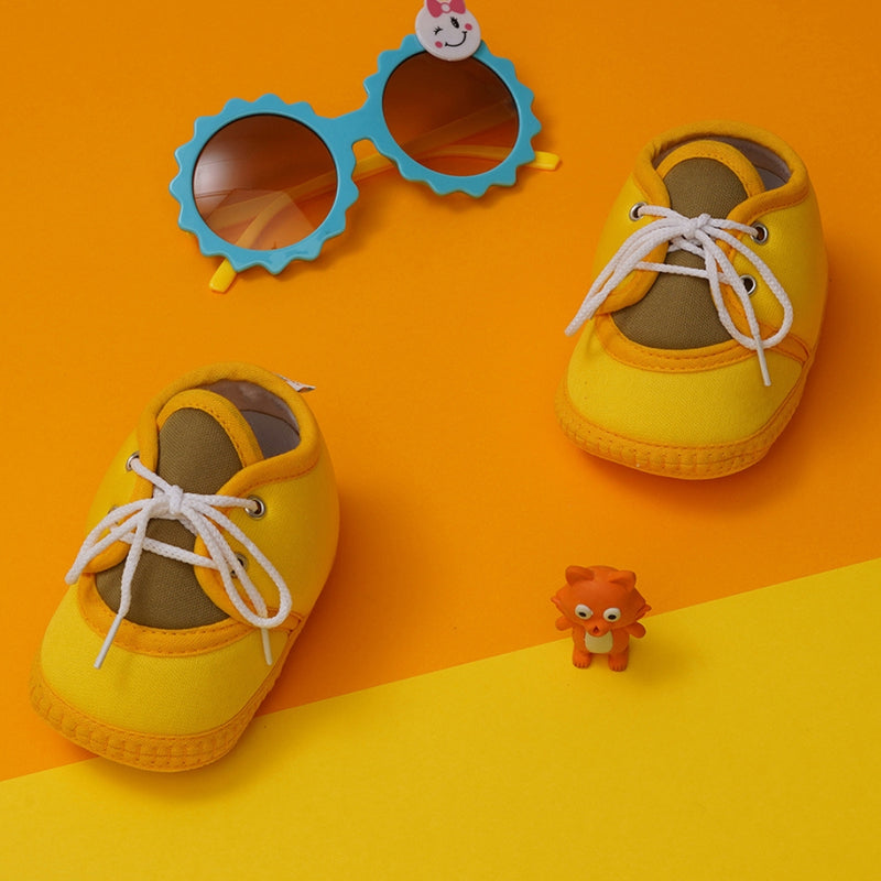 6 To 12 Months Baby Boys & Baby Girls Cute Soft Cotton Pre-Walker Lace Booties (Yellow,Mehendi)