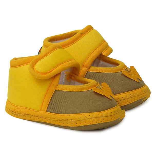 6 To 12 Months Baby Girls Soft Cotton Cute Butterfly Booties (Yellow,Mehendi)