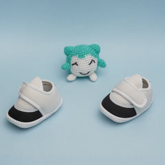 6 To 12 Months Pack Of 1 Baby Boys & Baby Girls Cotton Booties (White,Black)-BT4746