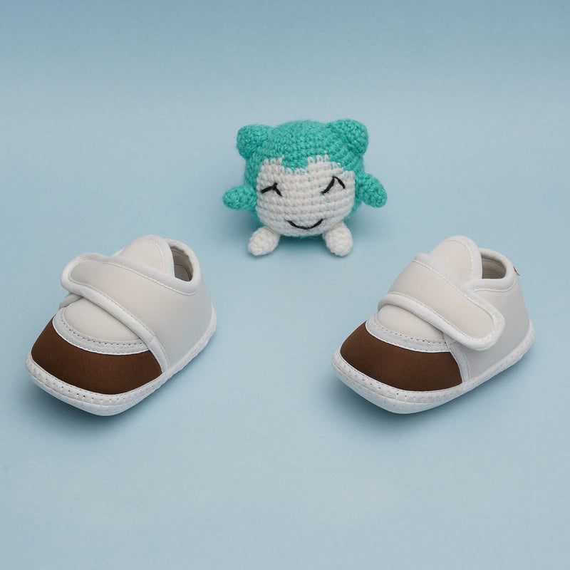 6 To 12 Months Pack Of 1 Baby Boys & Baby Girls Cotton Booties (White,Brown)-BT4751