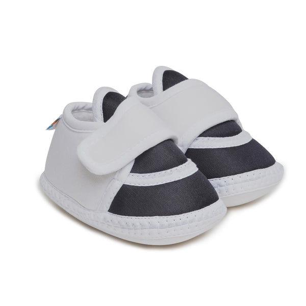 6 To 12 Months Pack Of 1 Baby Boys & Baby Girls Cotton Booties (White,Black)-BT4764
