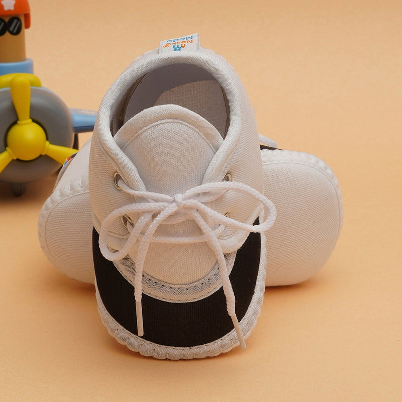 6 To 12 Months Pack Of 1 Baby Boys & Baby Girls Cotton Booties (White,Black)-BT4777
