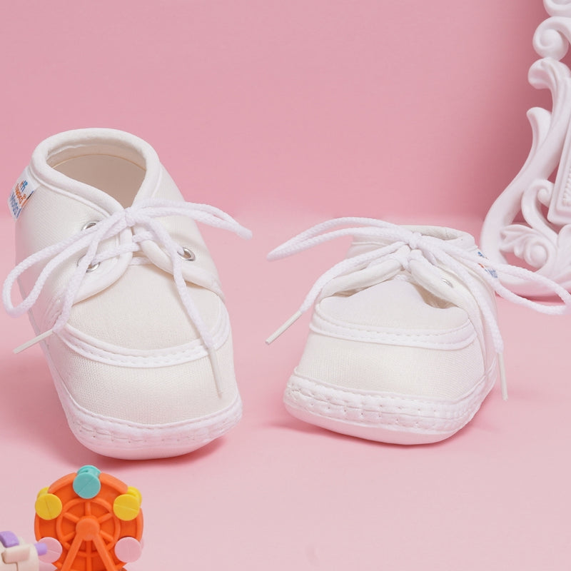 0 To 6 Months Pack Of 1 Baby Boys & Baby Girls Cotton Kids Shoe/Booties (White)-BT4885