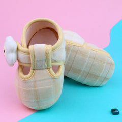 6 To 12 Months Pack Of 1 Baby Boys & Baby Girls Velvet Kids Shoe/Booties (Cream)-BT4902