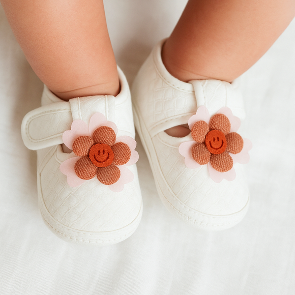 6 To 12 Months Pack Of 1 Baby Girls Cotton Shoe/Booties (White)-BT4915