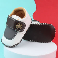 Baby Unisex Synthetic Colorblock Velcro Booties (Brown,White)-BT5009