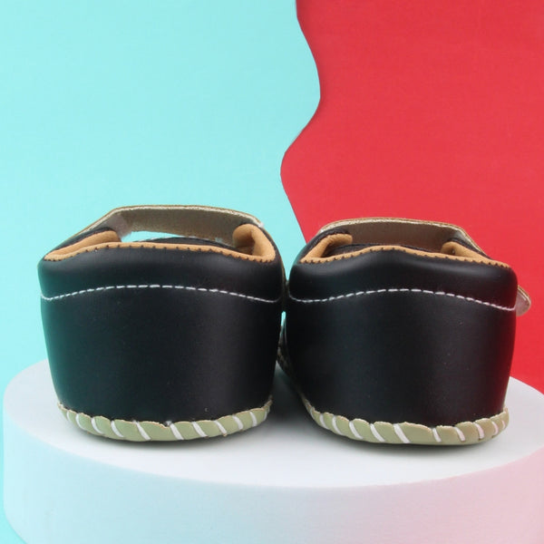 6 To 12 Months Baby Boys & Girls Star Booties (Green,Beige,Black)-BT5010