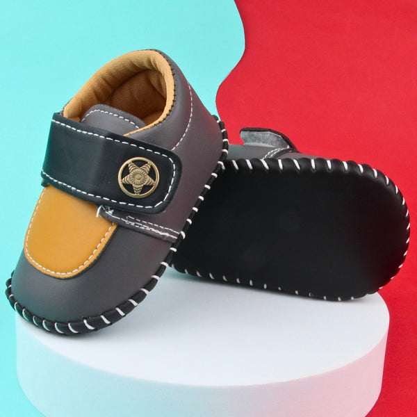 6 To 12 Months Baby Boys & Girls Star Booties (Black,Yellow,Dark Grey)-BT5013