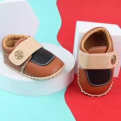 6 To 12 Months Baby Boys & Girls Star Booties (Beige,Black,Brown)-BT5015