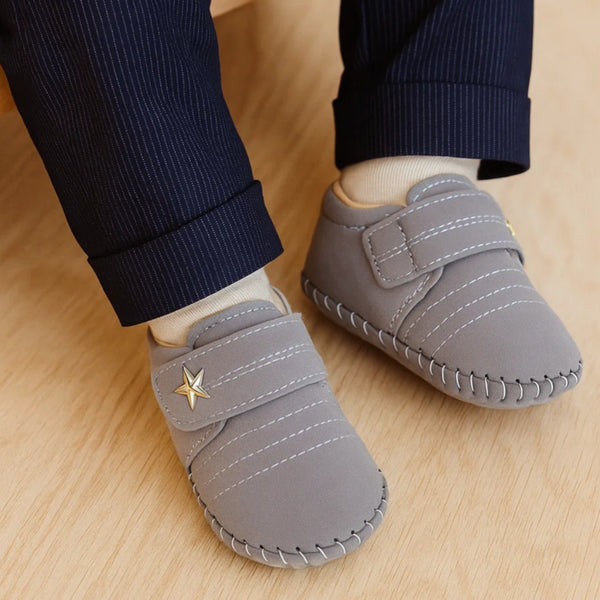 6 To 12 Months Baby Boys & Girls Velvet Star Booties (Grey)-BT5021