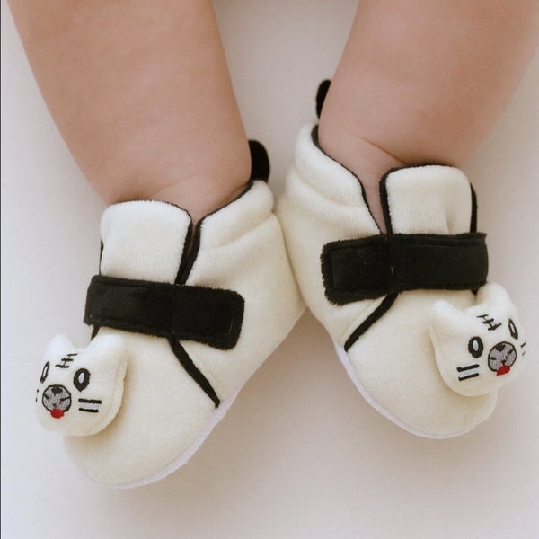 6 To 12 Months Baby Boys & Girls Animal Face Booties (Off White,Black)-BT5027