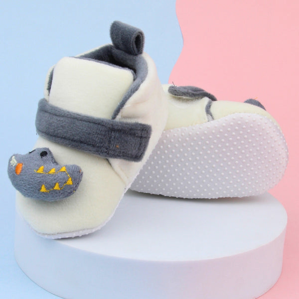 6 To 12 Months Baby Boys & Girls Animal Face Booties (Off White,Grey)-BT5029