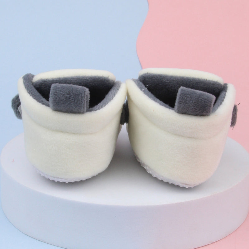 6 To 12 Months Baby Boys & Girls Animal Face Booties (Off White,Grey)-BT5029