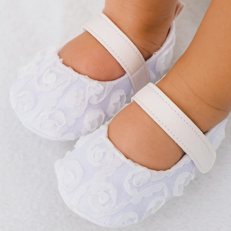 Baby Unisex Net Floral Velcro Booties (White)-BT5130