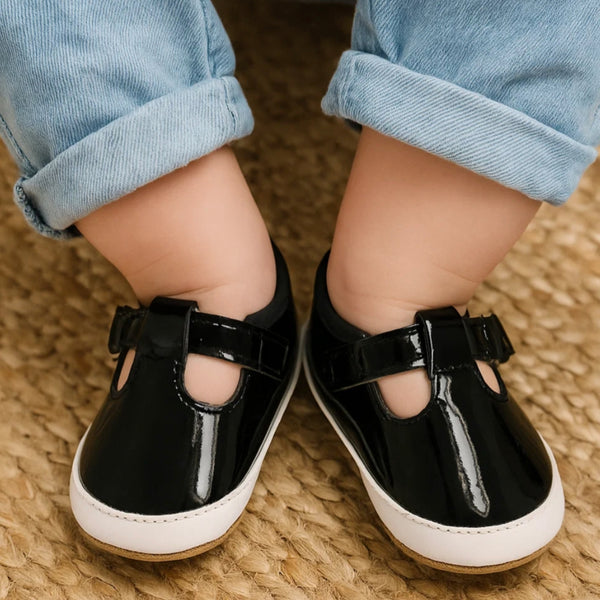 Baby Unisex Synthetic Velcro Booties (Black)-BT5140