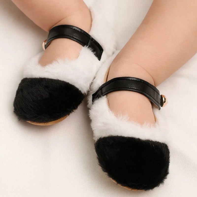Baby Unisex Fur Colorblock Velcro Booties (White,Black)-BT5152