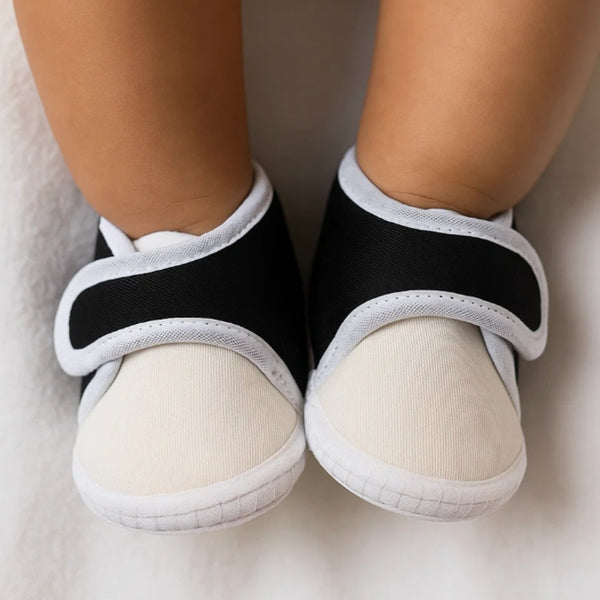 6 To 12 Months Baby Boys & Baby Girls Cute Soft Cotton Pre-Walker Sports Booties (WhiteBlack)-BT5213