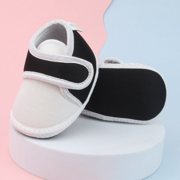6 To 12 Months Baby Boys & Baby Girls Cute Soft Cotton Pre-Walker Sports Booties (WhiteBlack)-BT5213
