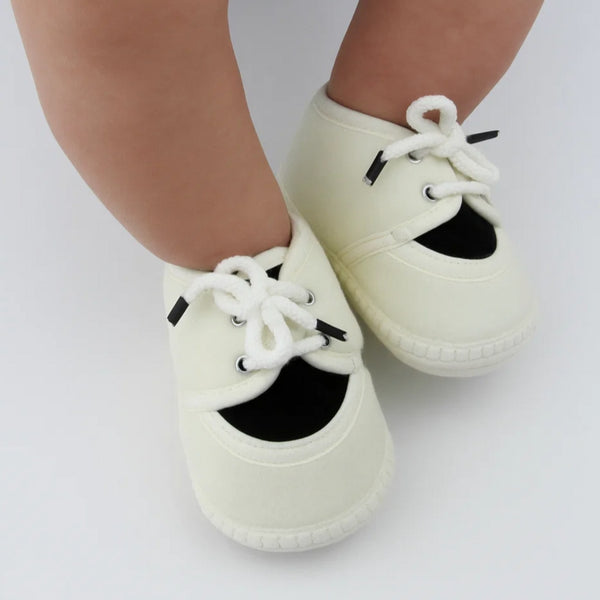 6 To 12 Months Baby Boys & Baby Girls Cute Soft Velvet Pre-Walker Lace Booties (off White,Black)-BT5223