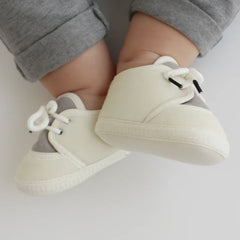 6 To 12 Months Baby Boys & Baby Girls Cute Soft Velvet Pre-Walker Lace Booties (off White,Grey)-BT5225