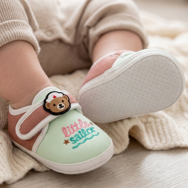Unisex Cotton Little Baby Green,Brown Velcro Booties-BT5323