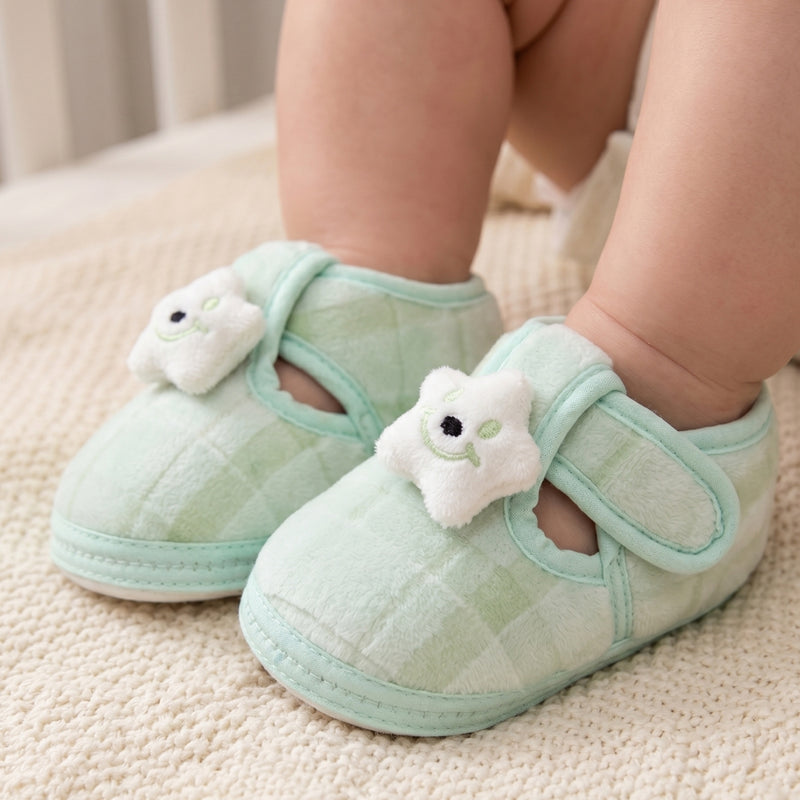 Baby Unisex Fur Star Face Green Velcro Booties-BT5337