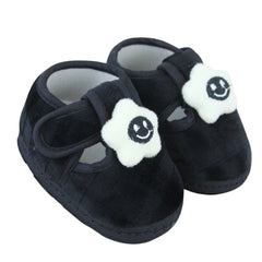 Baby Unisex Fur Star Face Black Velcro Booties-BT5338