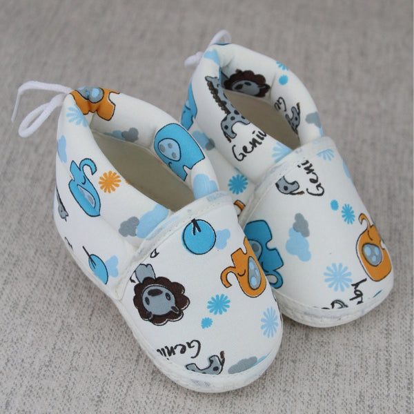 Baby Unisex Cotton Animal Printed White,Blue Velcro Booties-BT5339