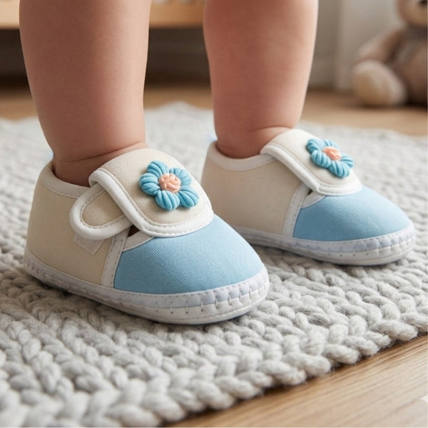 Baby Unisex Cotton Floral Blue,White Velcro Booties-BT5351
