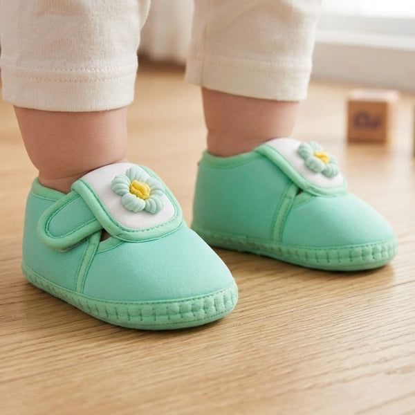 Baby Unisex Cotton Floral White,Green Velcro Booties-BT5356