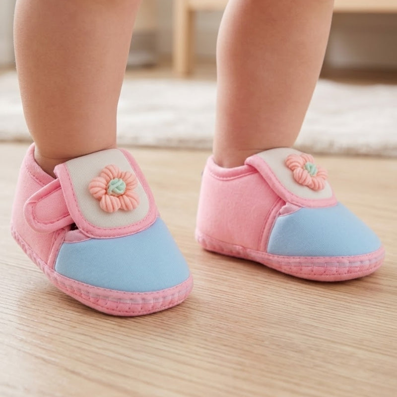 Baby Unisex Cotton Floral White,Pink Velcro Booties-BT5359