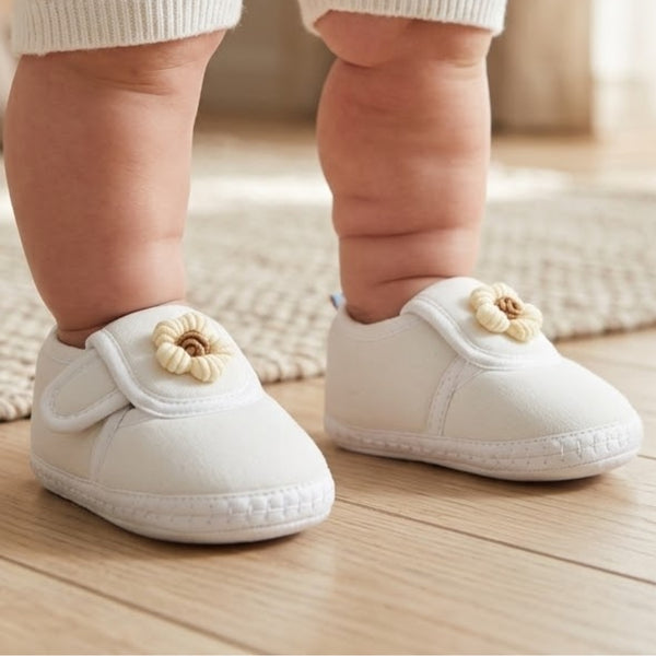 Baby Unisex Cotton Floral White Velcro Booties-BT5367