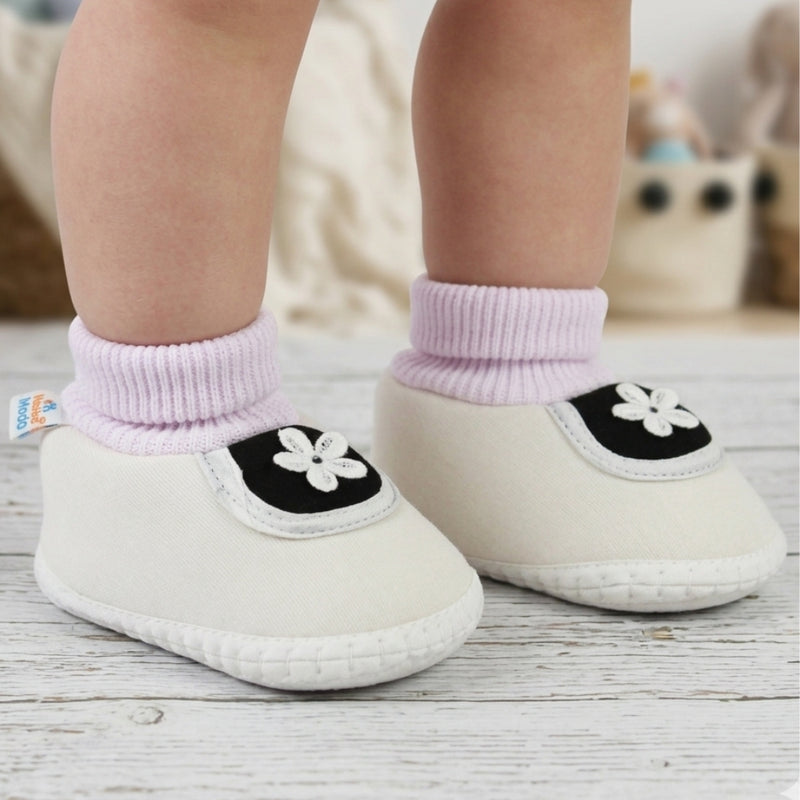 Baby Unisex Cotton Floral White,Black Slip-on Booties-BT5391