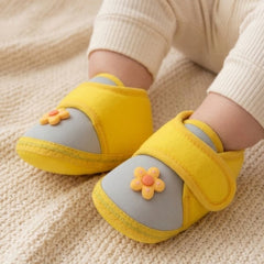 Baby Unisex Cotton Floral Grey,Yellow Velcro Booties-BT5405