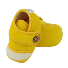 Baby Unisex Soft Velboa Yellow,White Velcro Booties-BT5415