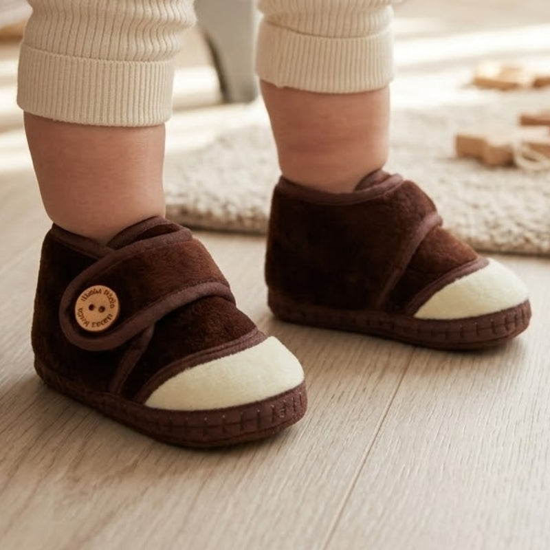 Baby Unisex Soft Velboa Brown Velcro Booties-BT5419
